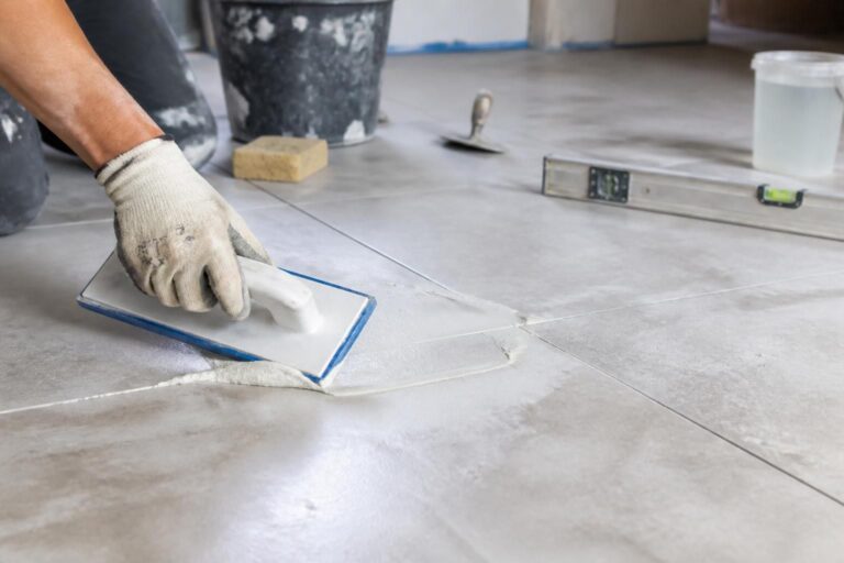 découvrez les tarifs du joint de carrelage au m2 et les informations essentielles à connaître avant de commencer vos travaux pour un résultat réussi.