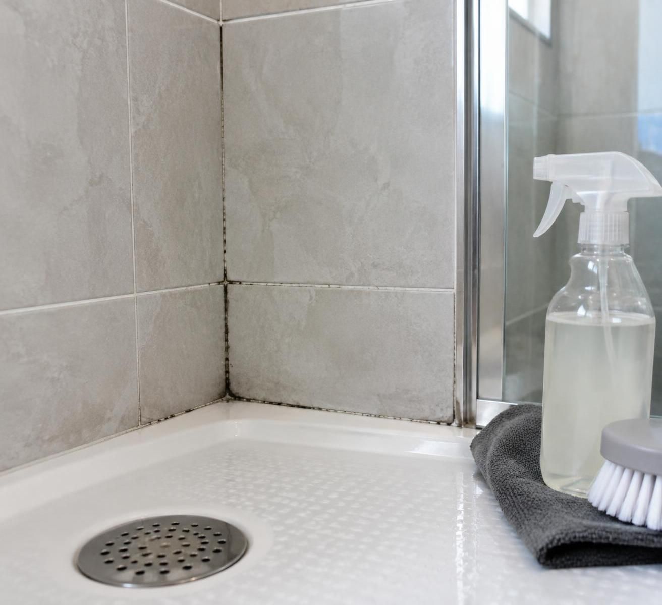découvrez comment blanchir efficacement les joints de carrelage avec des astuces simples pour leur redonner éclat et propreté.